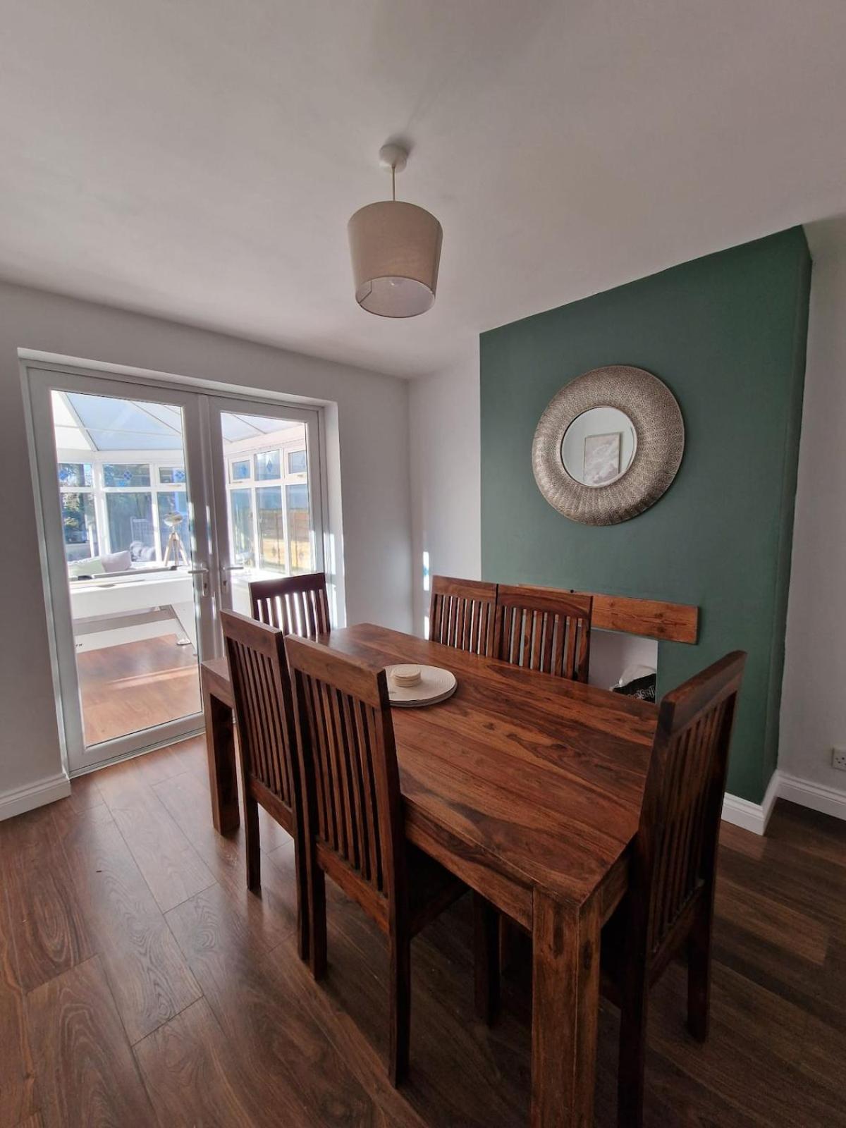 Cosy 3 Bed House Excellent Location Nec Bhx Hs2