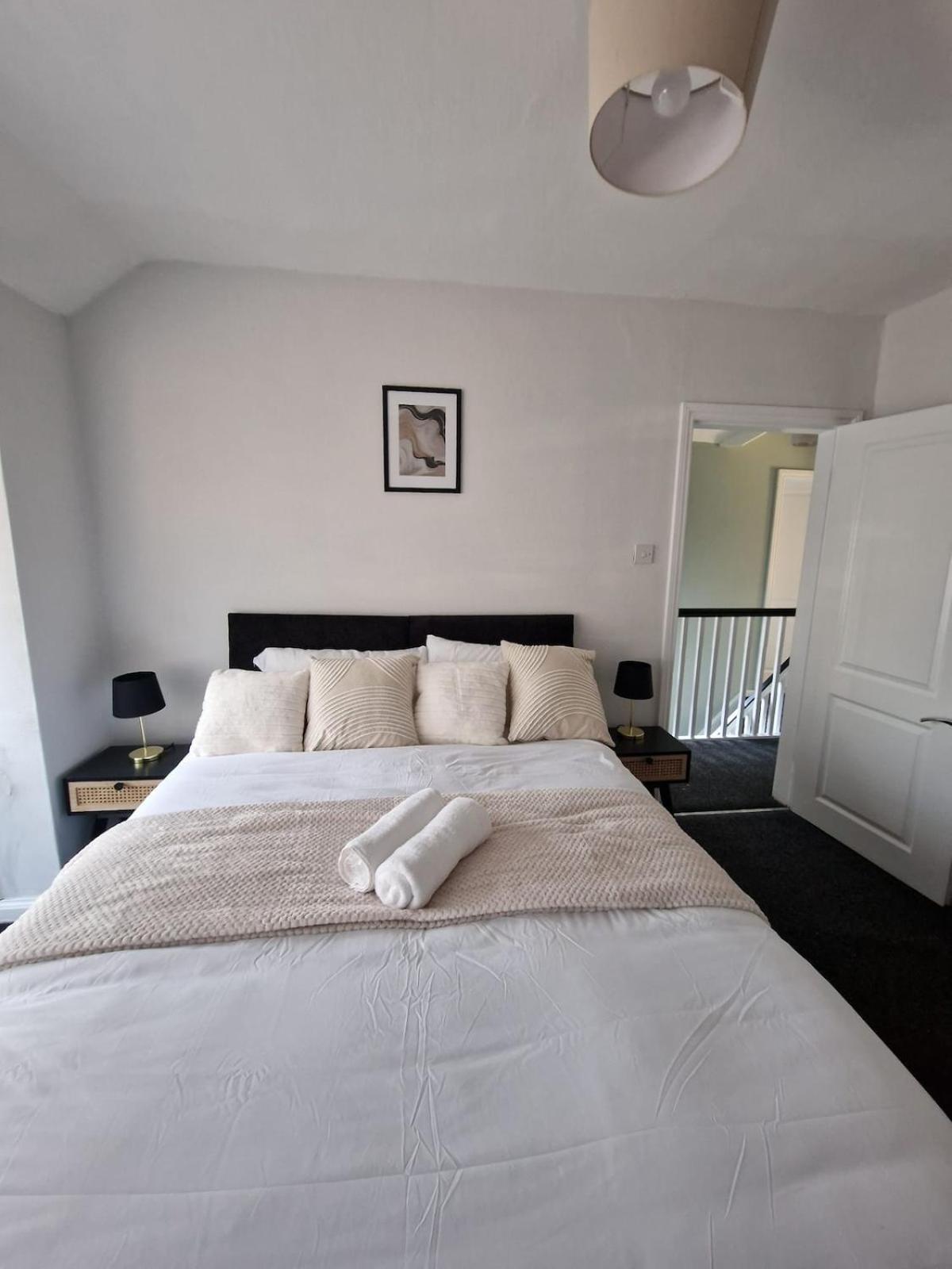 Cosy 3 Bed House Excellent Location Nec Bhx Hs2 Birmingham